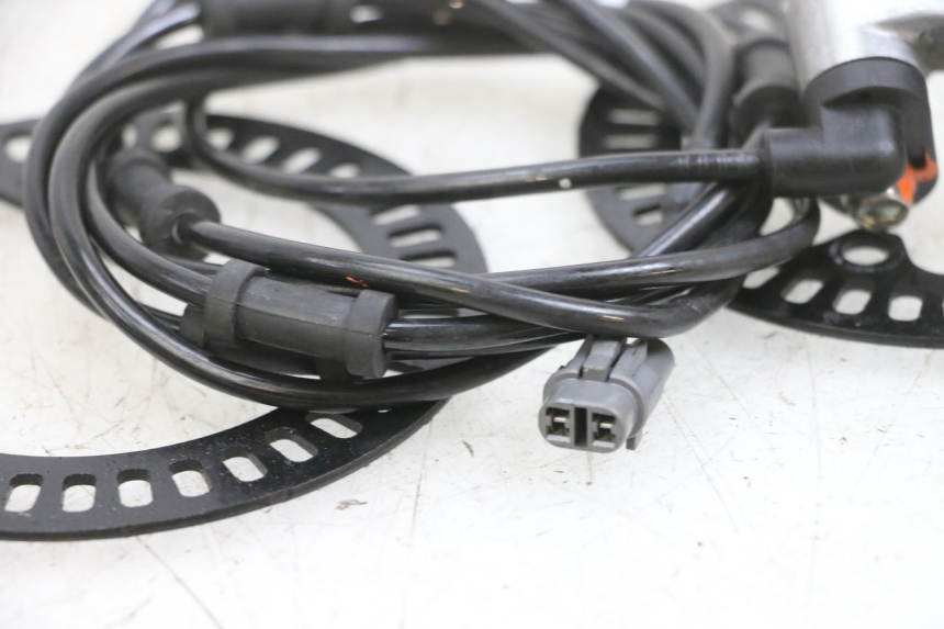 photo de SENSOR ABS TRASEIRO YAMAHA TRICITY 300 (2020 - 2024) - Vista geral