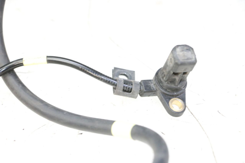 photo de SENSOR ABS TRASEIRO PIAGGIO VESPA GTS IGET ABS 125 (2017 - 2023) - Zoom do estado de desgaste