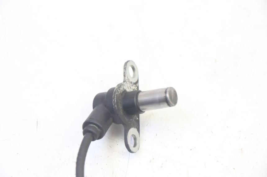 photo de SENSOR ABS DIANTEIRO HONDA FES S-WING SWING ABS 125 (2007 - 2015) - Outro ângulo de visão