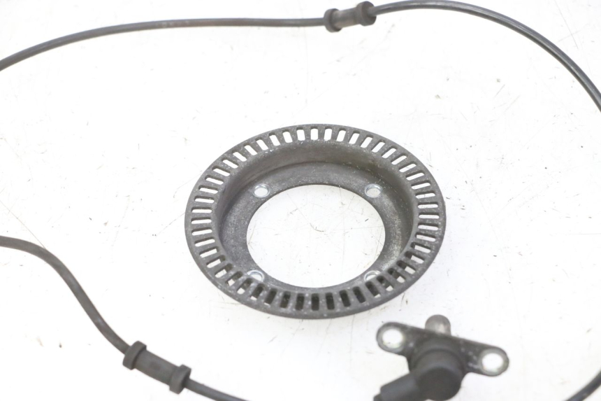 photo de SENSOR ABS DIANTEIRO HONDA FES S-WING SWING ABS 125 (2007 - 2015) - Outro ângulo de visão