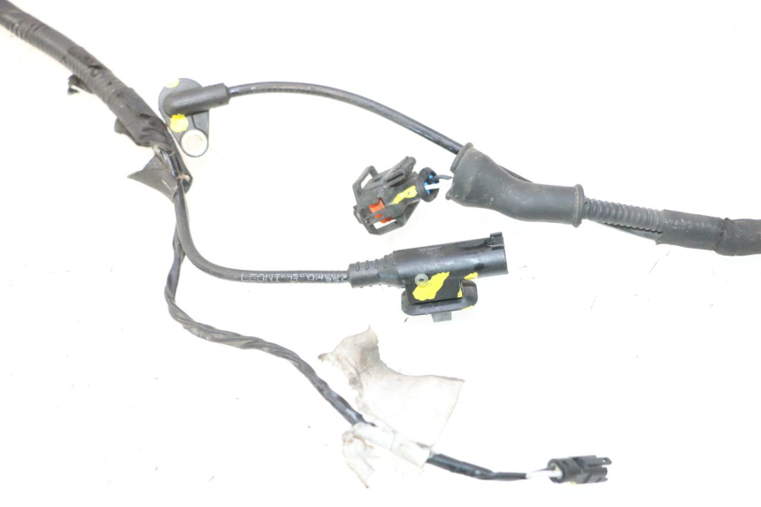 photo de SENSOR ABS DIANTEIRO PIAGGIO MP3 500 (2016 - 2018) - Pontos de fixação