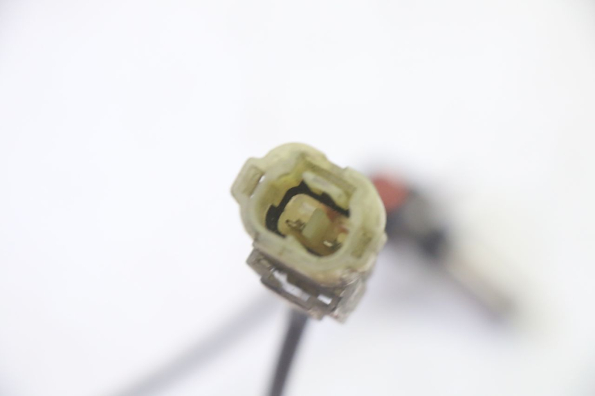 photo de SENSOR ABS DIANTEIRO PEUGEOT SATELIS 125 (2010 - 2012) - Pontos de fixação