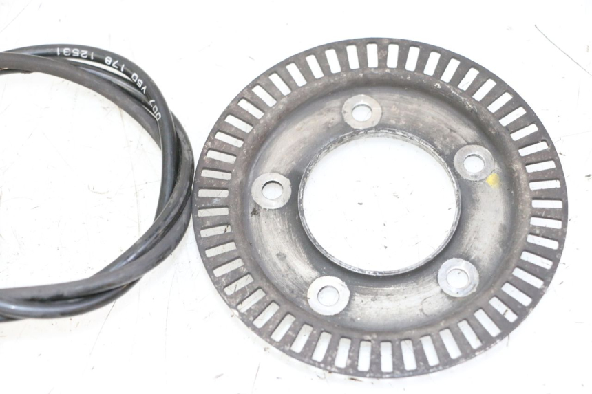 photo de SENSOR ABS DIANTEIRO PEUGEOT SATELIS 125 (2013 - 2018) - Vista geral