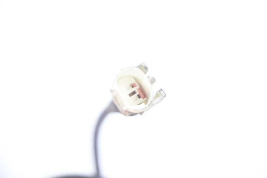 photo de SENSOR ABS DIANTEIRO PEUGEOT SATELIS 125 (2006 - 2009) - Pontos de fixação