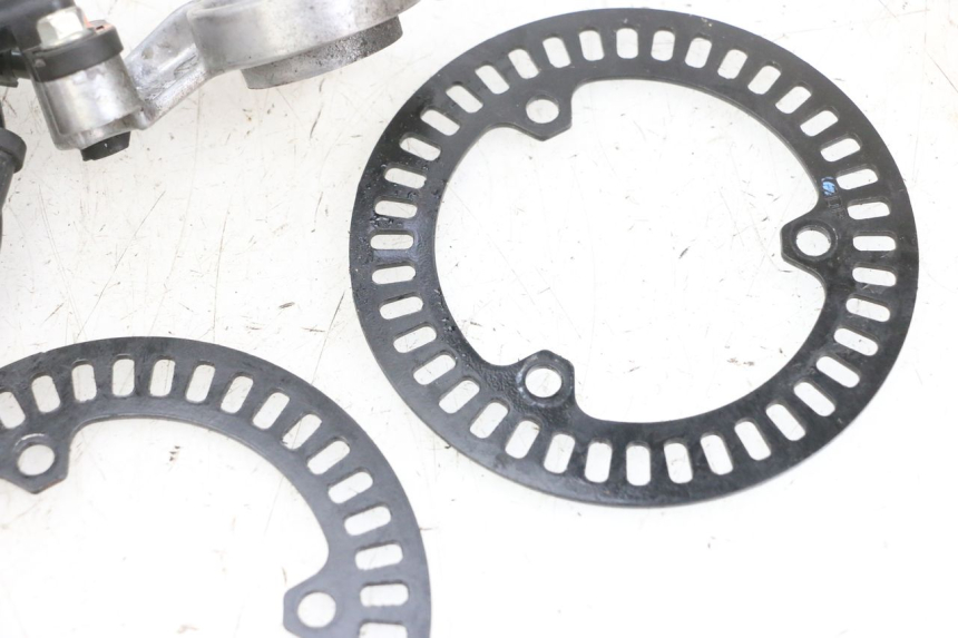 photo de SENSOR ABS DIANTEIRO YAMAHA TRICITY 300 (2020 - 2024) - Pontos de fixação
