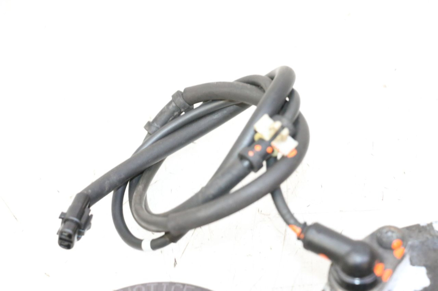 photo de SENSOR ABS DIANTEIRO YAMAHA X-MAX XMAX 125 (2010 - 2013) - Estado da superfície