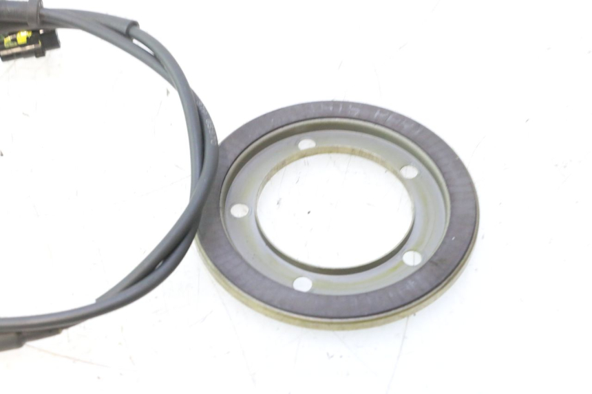 photo de SENSOR ABS DIANTEIRO YAMAHA X-MAX XMAX 125 (2010 - 2013) - Zoom do estado de desgaste