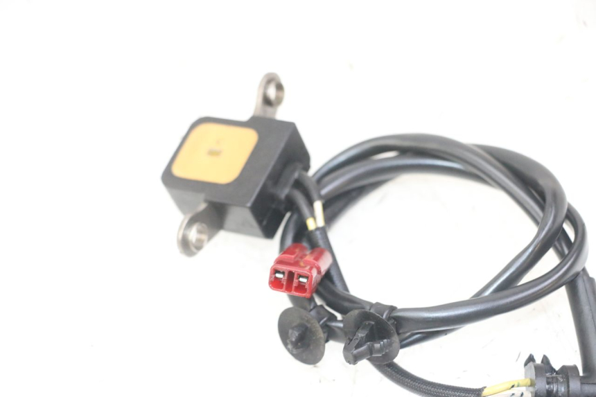 photo de SENSOR DE IGNIÇÃO HONDA CB R 1000 (2018 - 2023) - Detalhe da peça
