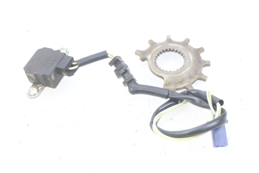 photo de SENSOR DE IGNIÇÃO HONDA CBF 500 (2004 - 2007) - Outro ângulo de visão