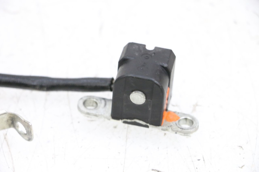 photo de SENSOR DE IGNIÇÃO YAMAHA FJR ABS 1300 (2006 - 2012) - Pontos de fixação