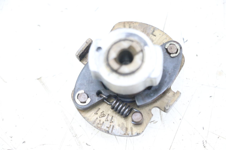 photo de SENSOR DE IGNIÇÃO SUZUKI GSX E 250 (1982 - 1983) - Outro ângulo de visão
