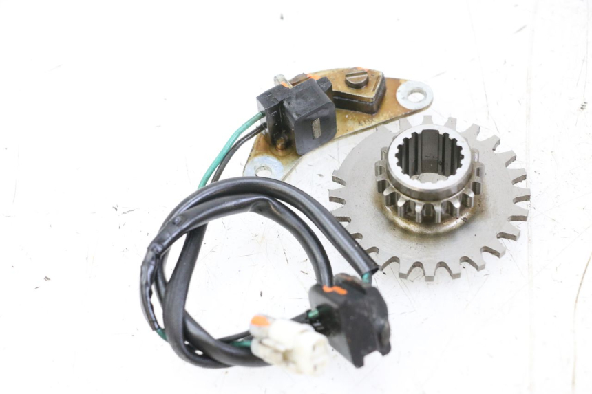 photo de SENSOR DE IGNIÇÃO SUZUKI GSR 750 (2011 - 2017) - Outro ângulo de visão
