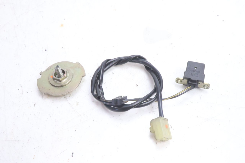 photo de SENSOR DE IGNIÇÃO KAWASAKI ZZR 600 (1995 - 2004) - Outro ângulo de visão