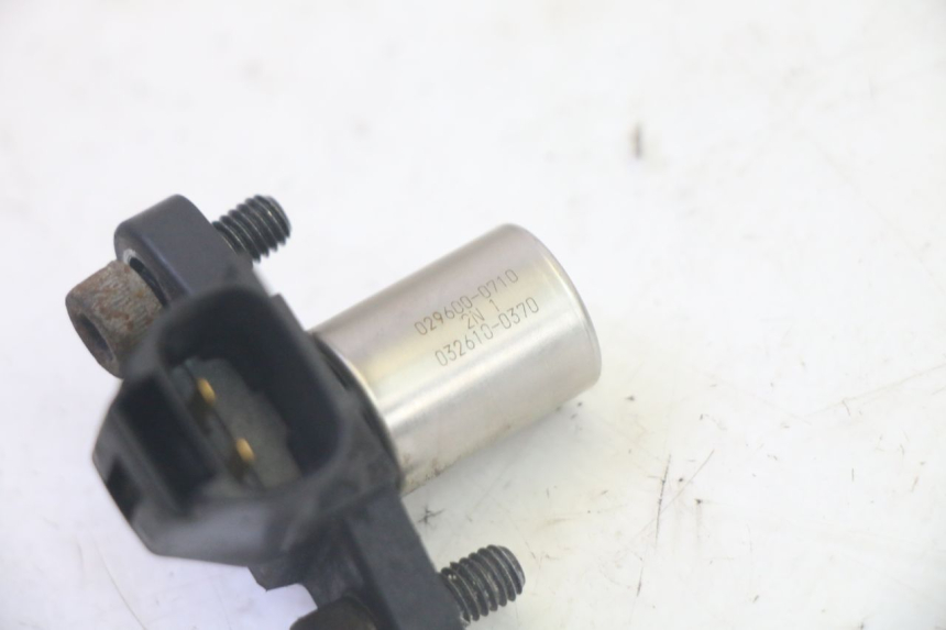 photo de SENSOR DE ÁRVORE DE CAMES SUZUKI BURGMAN EXECUTIVE ABS 650 (2006 - 2012) - Ampliação técnica
