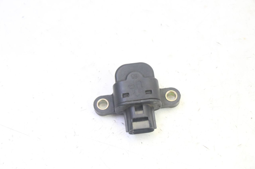 photo de SENSOR DE QUEDA QUADRO 4 4D 350 (2015 - 2018) - Detalhe da peça