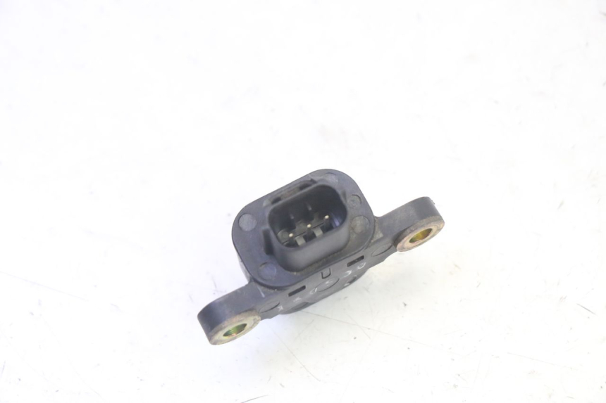 photo de SENSOR DE QUEDA QUADRO 4 4D 350 (2015 - 2018) - Outro ângulo de visão