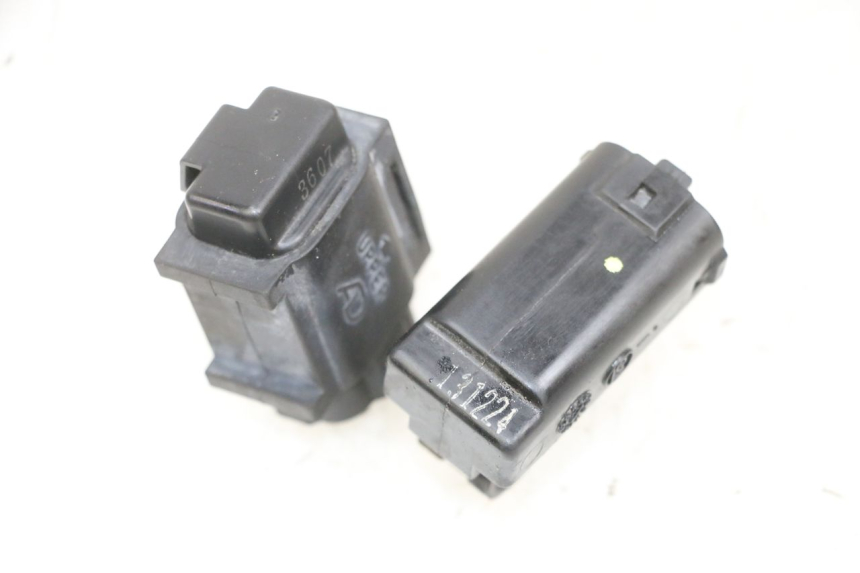photo de SENSOR DE QUEDA SUZUKI BURGMAN 650 (2013 - 2020) - Detalhe da peça