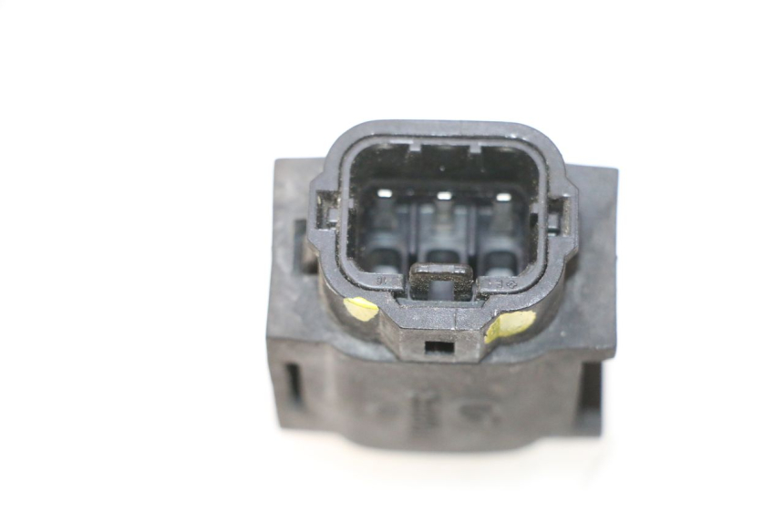 photo de SENSOR DE QUEDA SUZUKI BURGMAN 125 (2007 - 2014) - Outro ângulo de visão