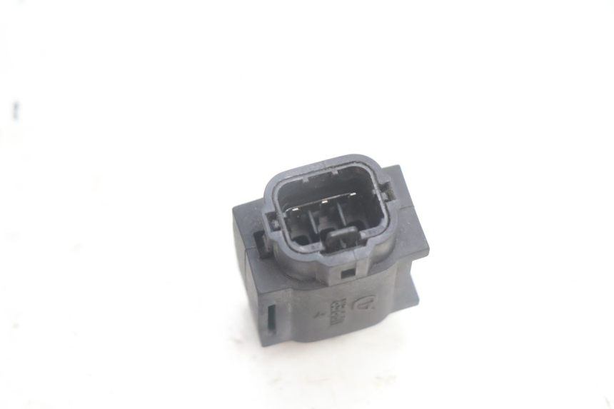photo de SENSOR DE QUEDA SUZUKI BURGMAN EXECUTIVE ABS 650 (2006 - 2012) - Outro ângulo de visão
