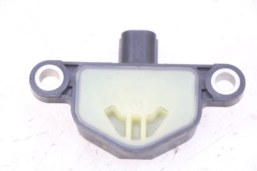 photo de SENSOR DE QUEDA HONDA CB R 1000 (2018 - 2023) - Zoom do estado de desgaste