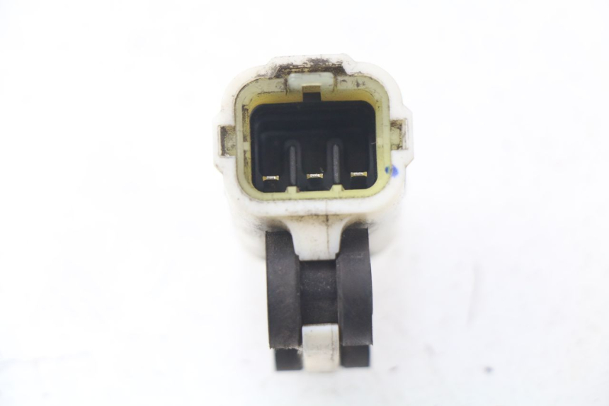 photo de SENSOR DE QUEDA YAMAHA CYGNUS X INJECTION 125 (2007 - 2013) - Zoom do estado de desgaste
