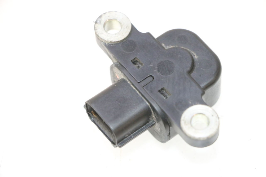 photo de SENSOR DE QUEDA KAWASAKI ER-6 ER6 N 650 (2005 - 2009) - Zoom do estado de desgaste