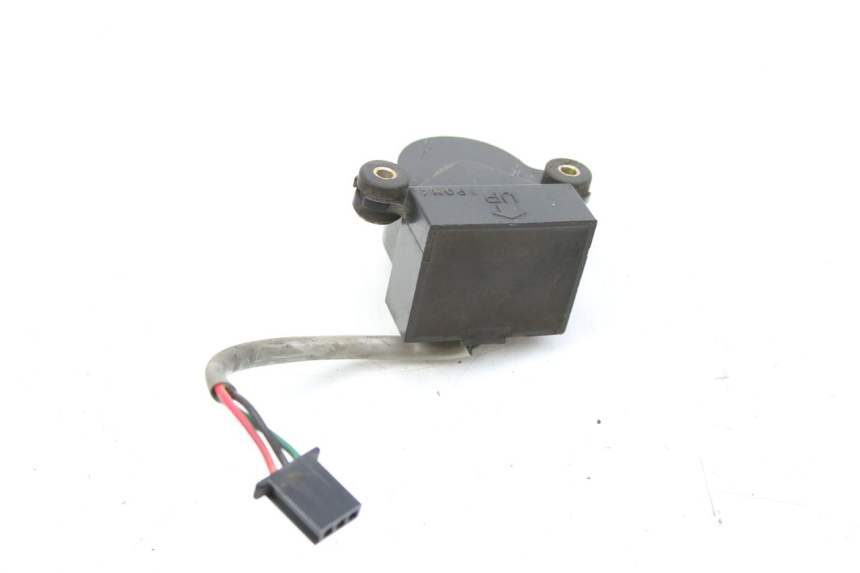 photo de SENSOR DE QUEDA HONDA FES PANTHEON 125 (2003 - 2007) - Detalhe da peça