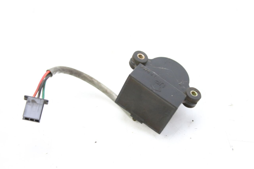 photo de SENSOR DE QUEDA HONDA FES PANTHEON 125 (2003 - 2007) - Zoom do estado de desgaste
