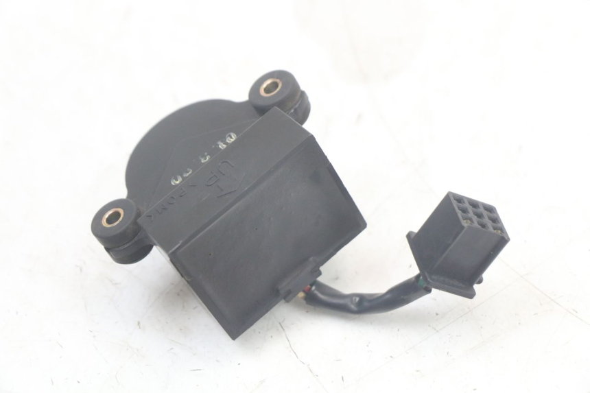 photo de SENSOR DE QUEDA HONDA FJS SILVERWING SILVER WING 600 (2001 - 2010) - Zoom do estado de desgaste