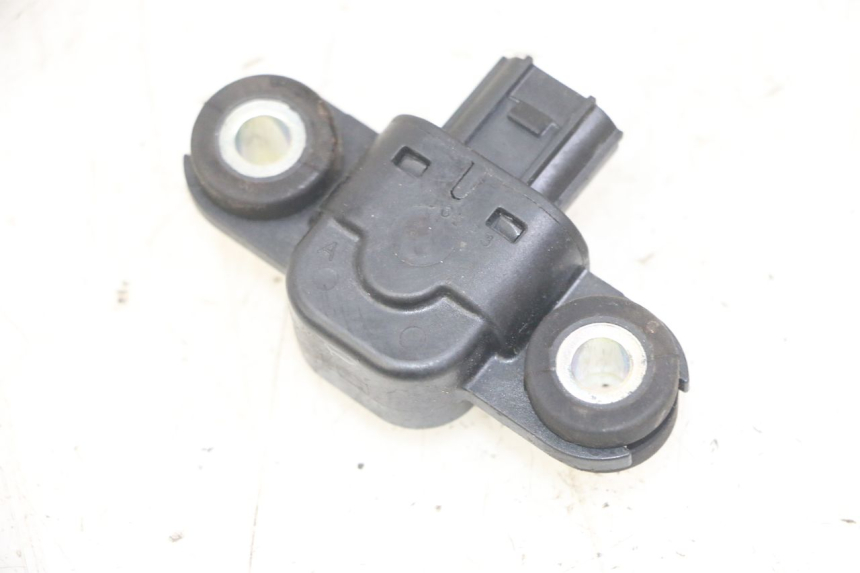 photo de SENSOR DE QUEDA HONDA FORZA ABS 300 (2013 - 2017) - Detalhe da peça