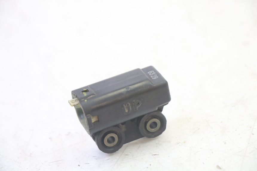 photo de SENSOR DE QUEDA YAMAHA FZ6 N FAZER 600 (2004 - 2006) - Detalhe da peça