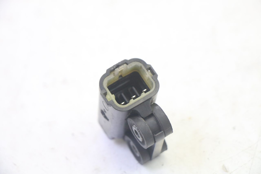 photo de SENSOR DE QUEDA YAMAHA FZ6 N FAZER 600 (2004 - 2006) - Ampliação técnica