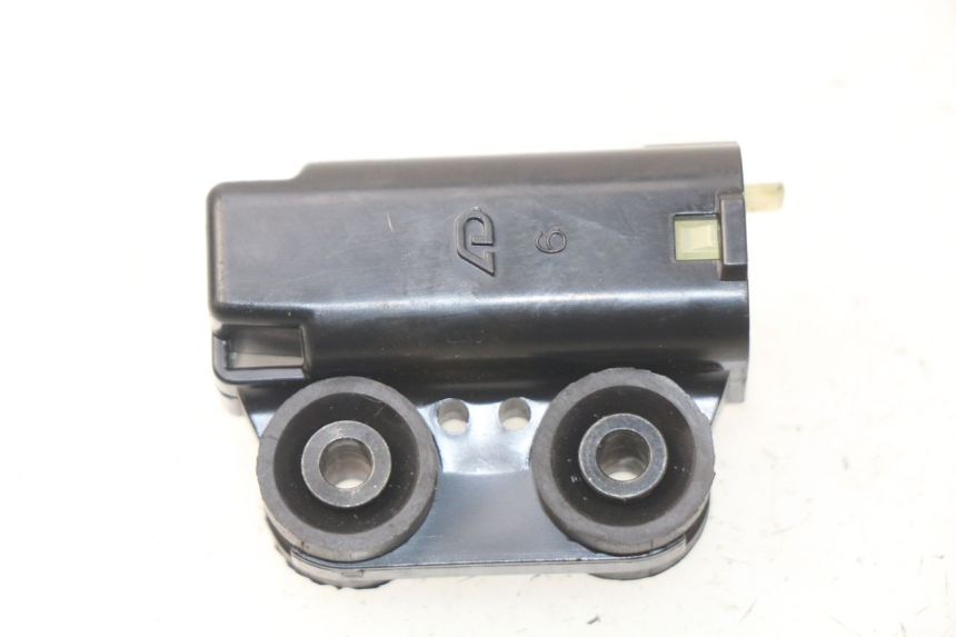 photo de SENSOR DE QUEDA YAMAHA FZ8 800 (2010 - 2016) - Detalhe da peça