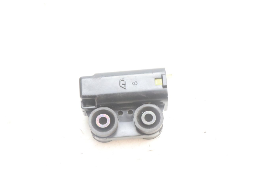 photo de SENSOR DE QUEDA YAMAHA FZ8 800 (2010 - 2016) - Zoom do estado de desgaste