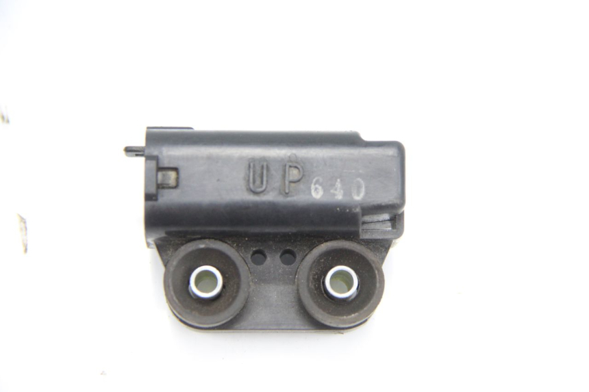 photo de SENSOR DE QUEDA SYM GTS EFI ABS 125 (2012 - 2016) - Zoom do estado de desgaste