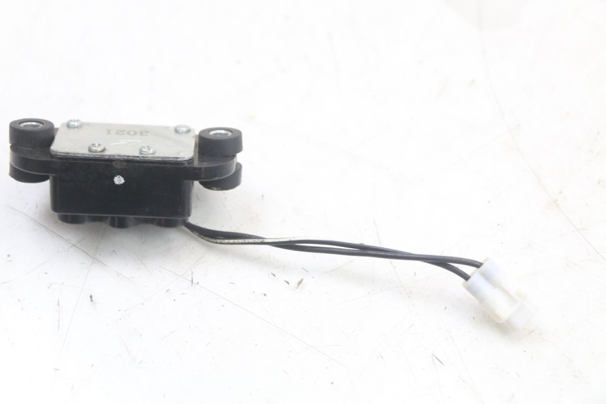 photo de SENSOR DE QUEDA MASAI SCRAMBLER SPORT 125 (2021 - 2025) - Zoom do estado de desgaste