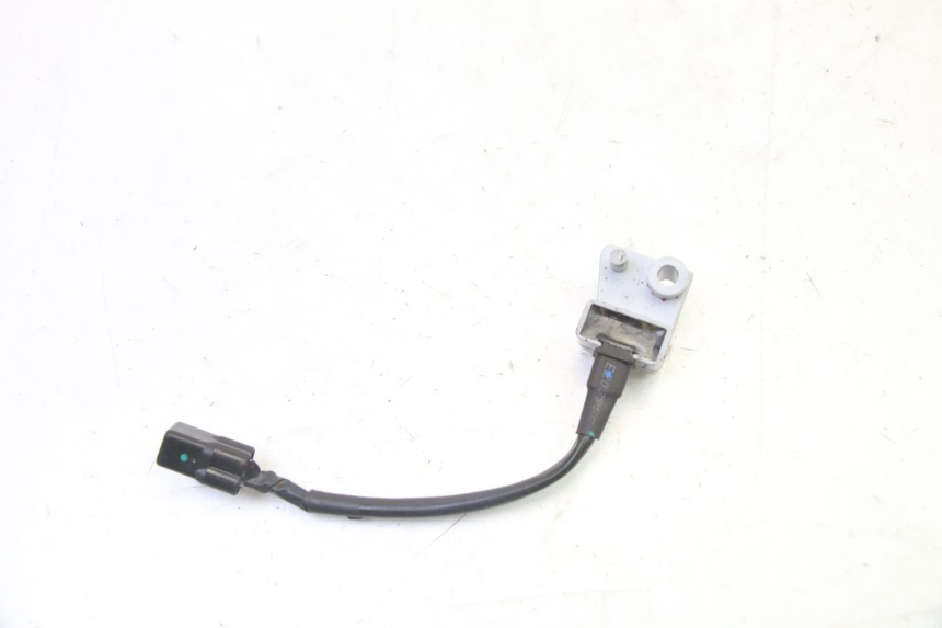 photo de SENSOR DE QUEDA PIAGGIO MP3 HPE 310 (2024 - 2025) - Outro ângulo de visão
