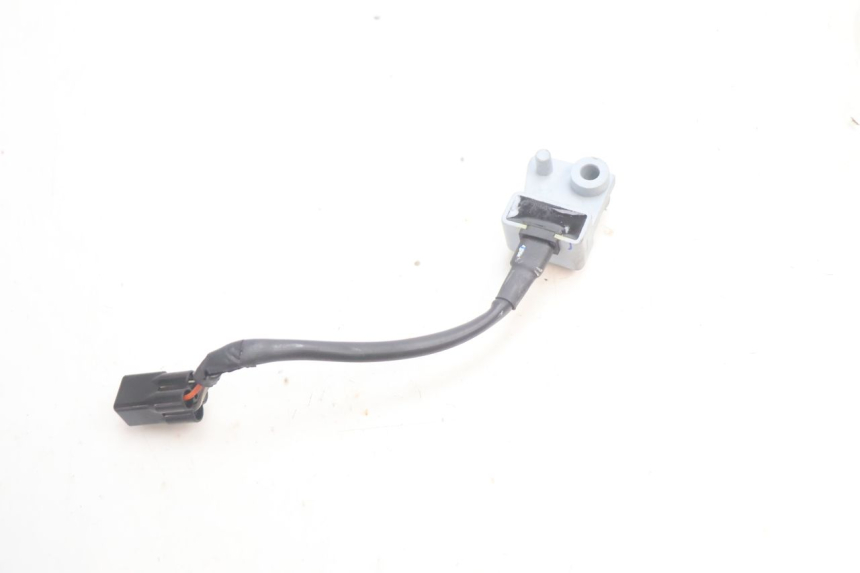 photo de SENSOR DE QUEDA PIAGGIO MP3 HPE 530 (2022 - 2026) - Zoom do estado de desgaste