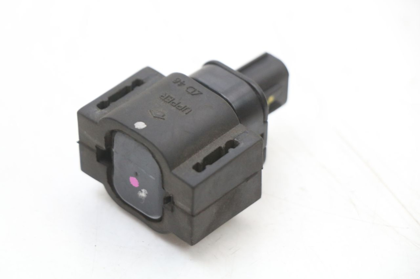 photo de SENSOR DE QUEDA MBK MW TRYPTIK 125 (2014 - 2016) - Outro ângulo de visão