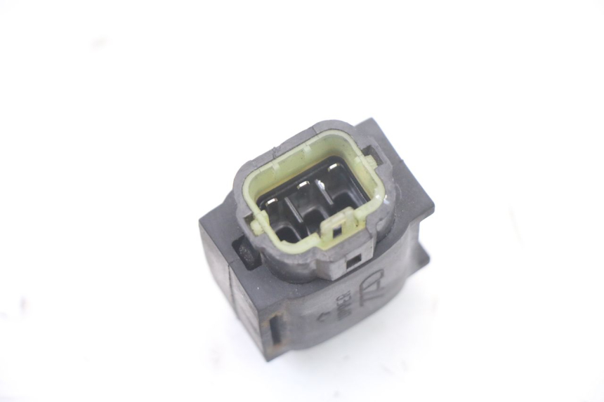 photo de SENSOR DE QUEDA SUZUKI BURGMAN 125 (2018 - 2021) - Zoom do estado de desgaste