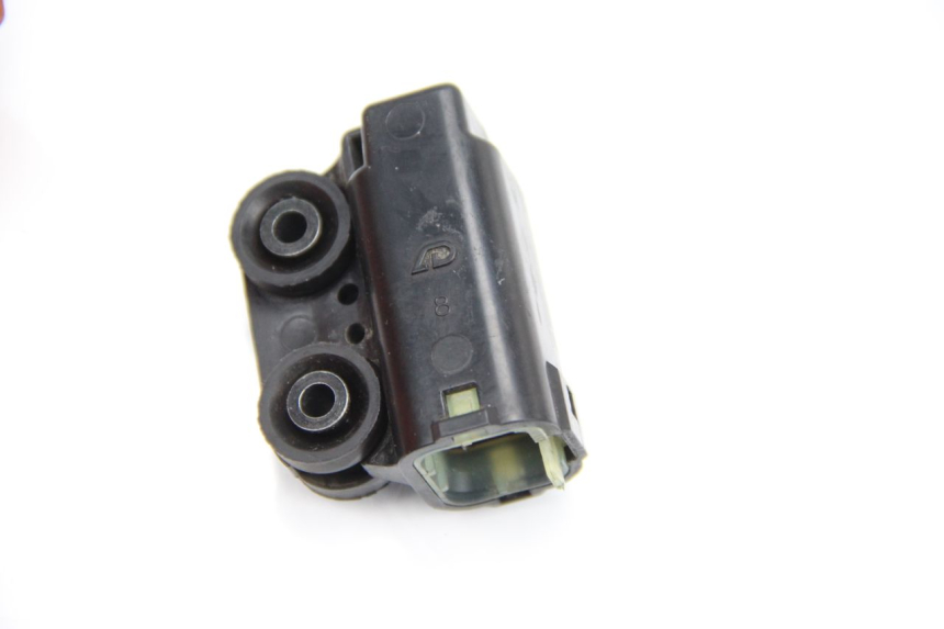 photo de SENSOR DE QUEDA YAMAHA TDM ABS 900 (2002 - 2014) - Zoom do estado de desgaste