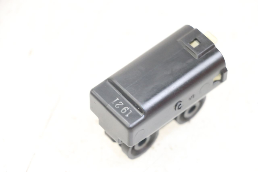 photo de SENSOR DE QUEDA YAMAHA TDM ABS 900 (2002 - 2014) - Detalhe da peça