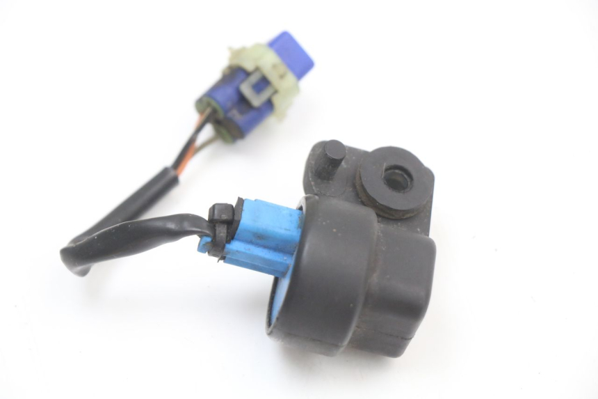 photo de SENSOR DE QUEDA PIAGGIO X10 125 (2012 - 2017) - Outro ângulo de visão