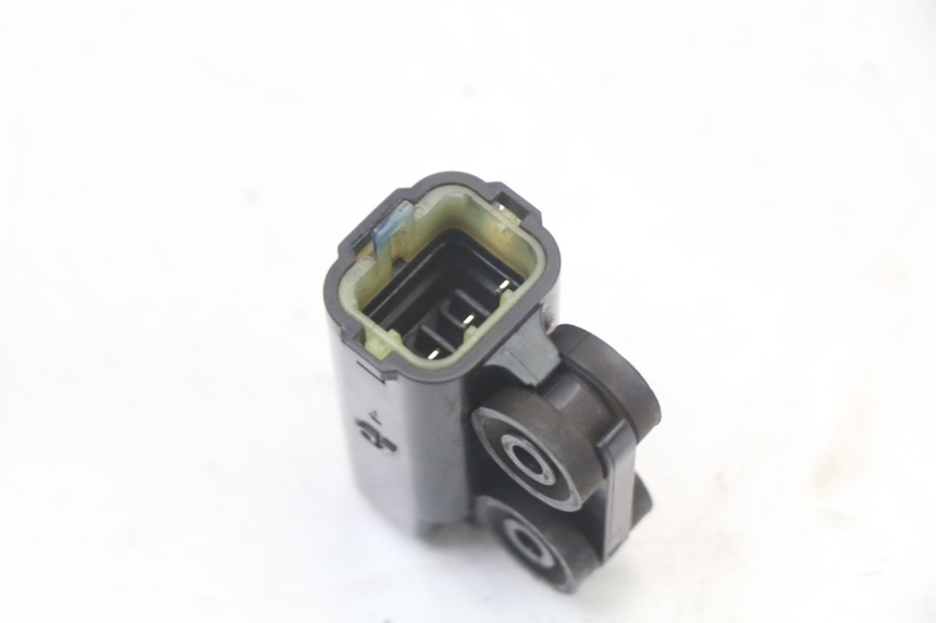 photo de SENSOR DE QUEDA YAMAHA XJ6 ABS 600 (2008 - 2016) - Outro ângulo de visão