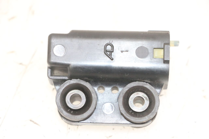 photo de SENSOR DE QUEDA YAMAHA XJ6 ABS 600 (2008 - 2016) - Detalhe da peça
