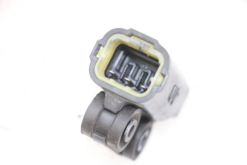 photo de SENSOR DE QUEDA YAMAHA XJ6 ABS 600 (2008 - 2016) - Zoom do estado de desgaste