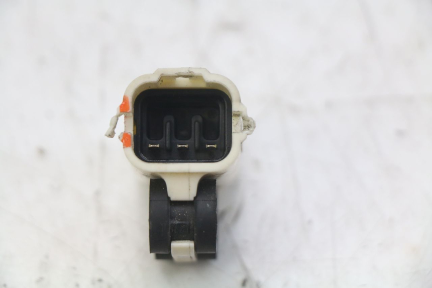 photo de SENSOR DE QUEDA YAMAHA XP T-MAX TMAX 500 (2004 - 2007) - Zoom do estado de desgaste