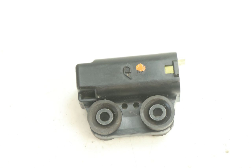 photo de SENSOR DE QUEDA YAMAHA YZF R6 600 (2008 - 2009) - Outro ângulo de visão