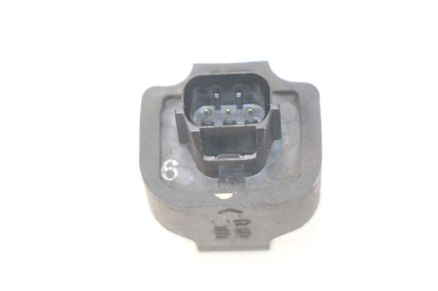 photo de SENSOR DE QUEDA KAWASAKI Z 650 (2016 - 2019) - Zoom do estado de desgaste
