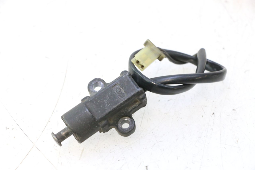 photo de SENSOR DE ABERTURA DO PORTA-MALAS SUZUKI BURGMAN EXECUTIVE ABS 650 (2006 - 2012) - Vista principal